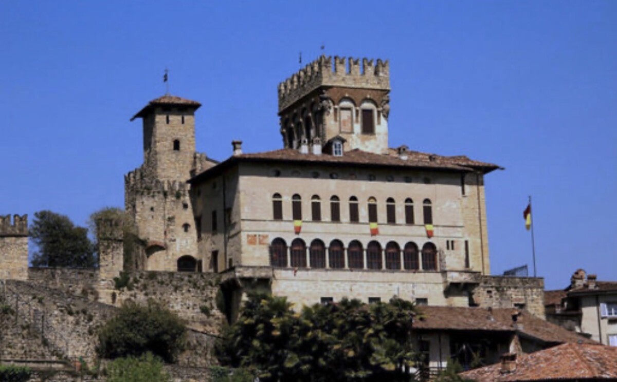 Visite guidate al Castello Camozzi Vertova a maggio 2026